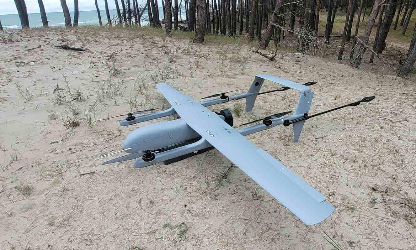Platforma badawcza VTOL — widok z boku